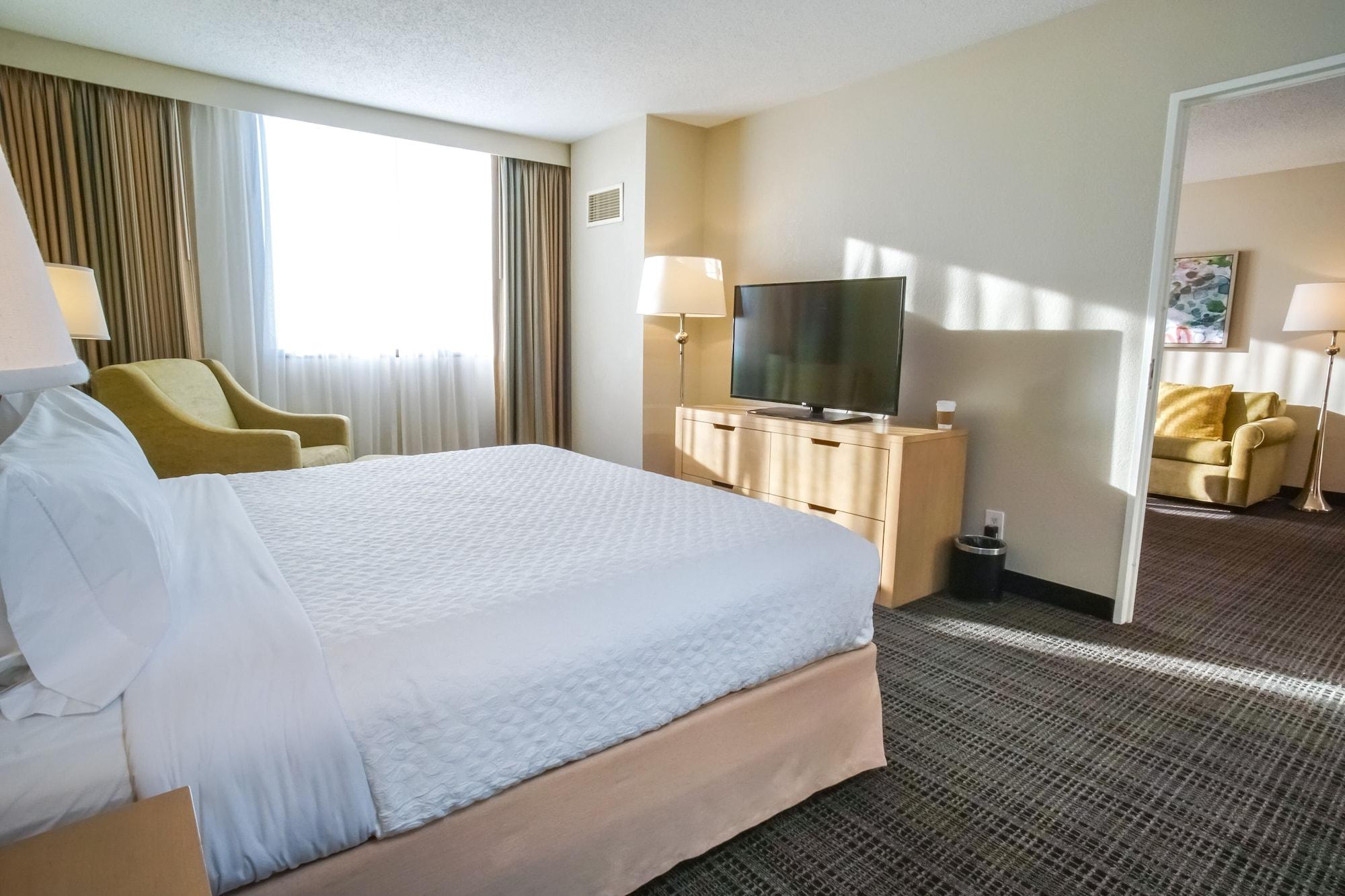 Embassy Suites By Hilton Tampa Airport Westshore Buitenkant foto