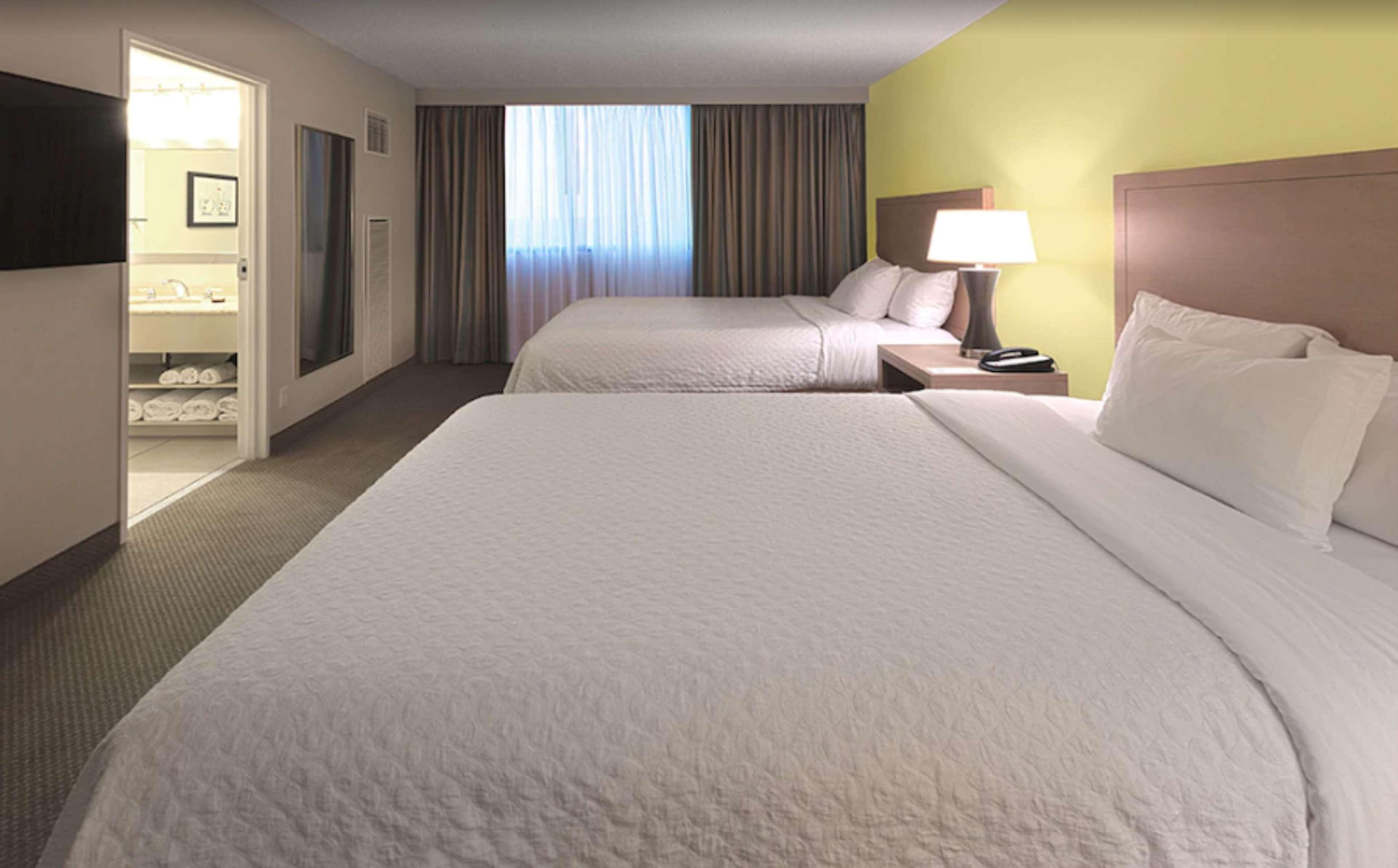 Embassy Suites By Hilton Tampa Airport Westshore Buitenkant foto