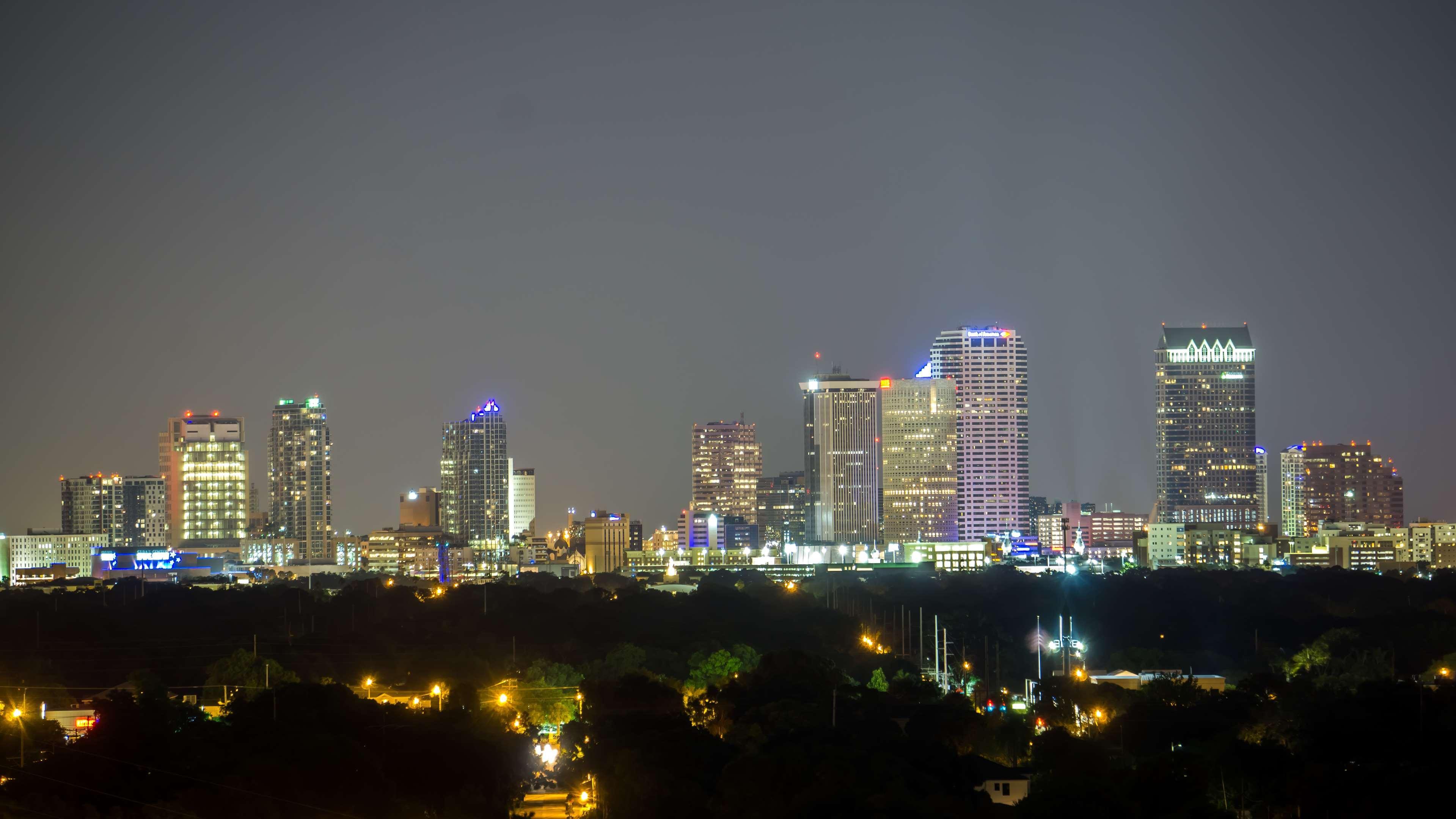 Embassy Suites By Hilton Tampa Airport Westshore Buitenkant foto