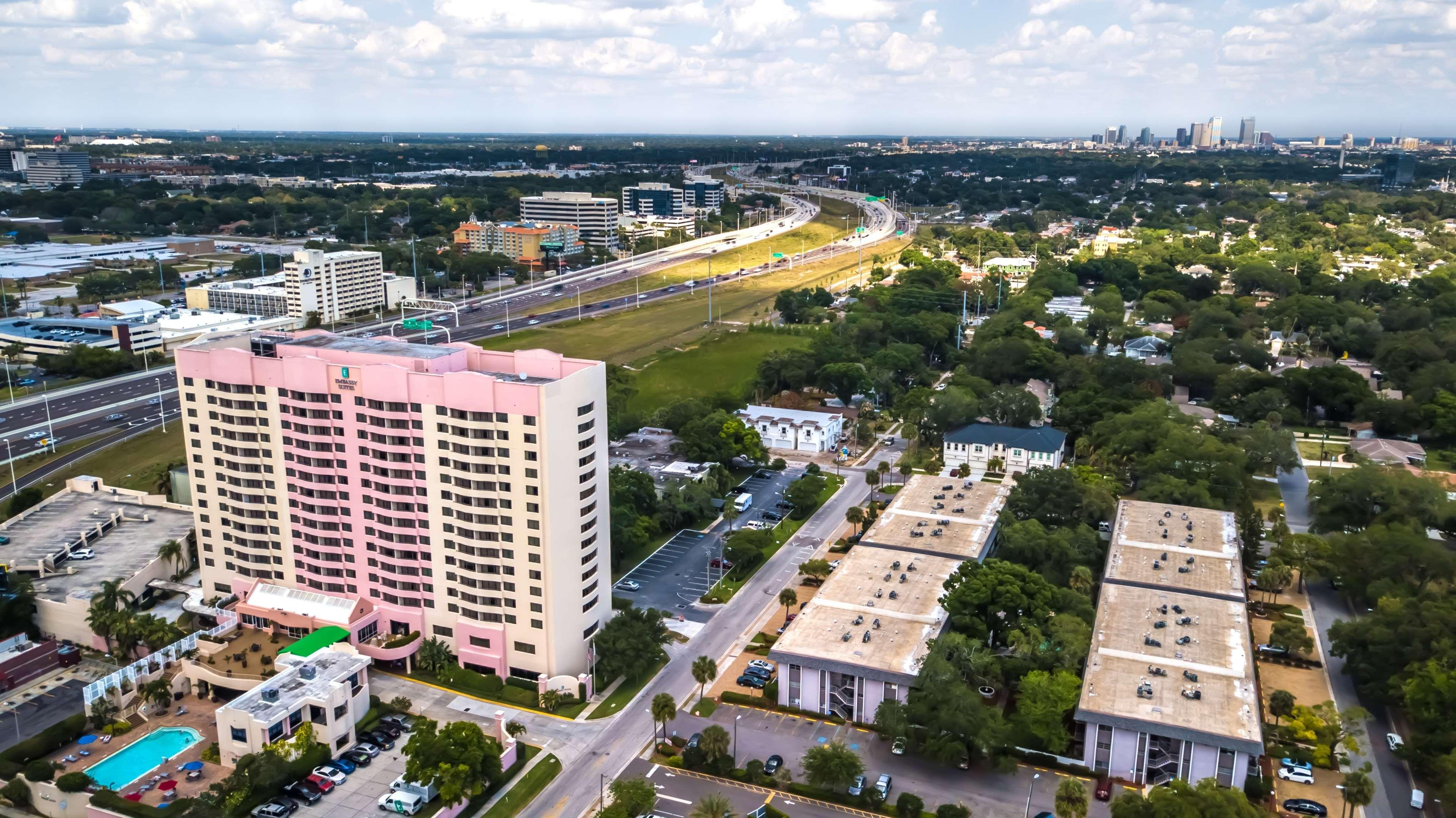 Embassy Suites By Hilton Tampa Airport Westshore Buitenkant foto