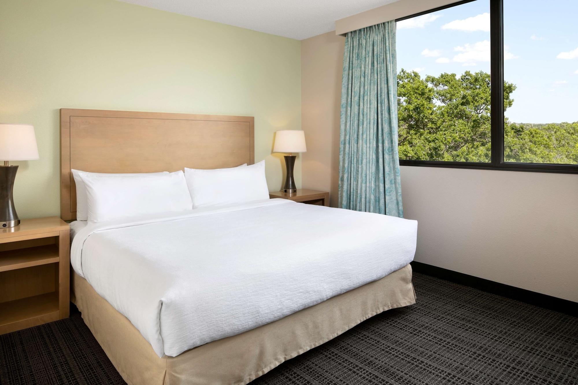 Embassy Suites By Hilton Tampa Airport Westshore Buitenkant foto