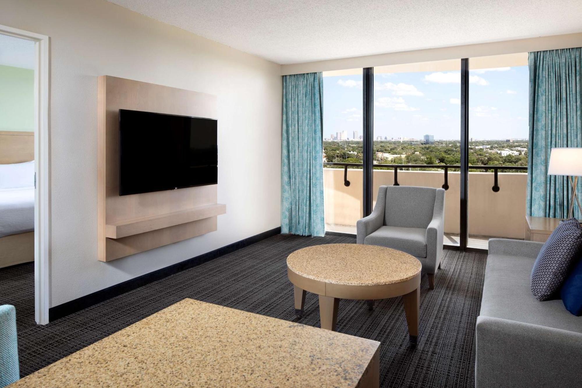 Embassy Suites By Hilton Tampa Airport Westshore Buitenkant foto